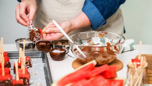 Jak zrobić zdrowy deser bez dodatku cukru?